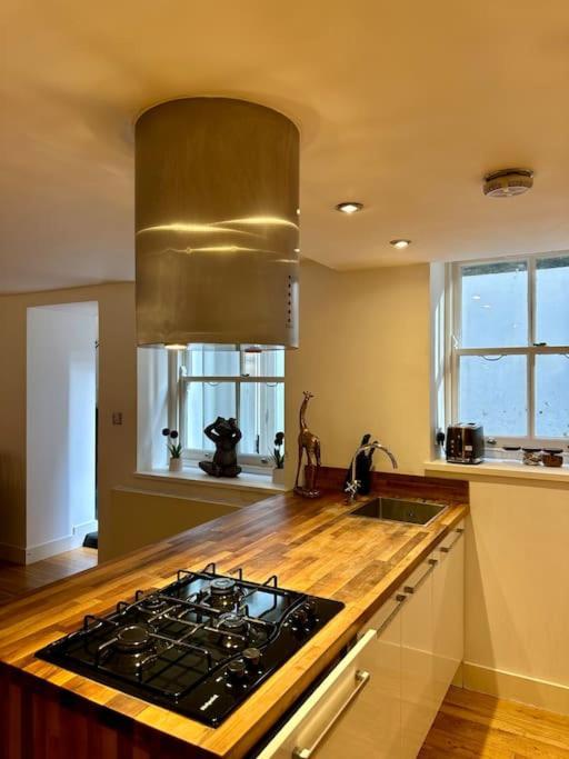 Opulent Oasis In London Lägenhet Exteriör bild